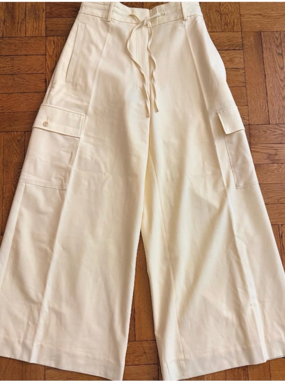 COS
Wide-Leg Utility Trousers - Picture 8 of 11